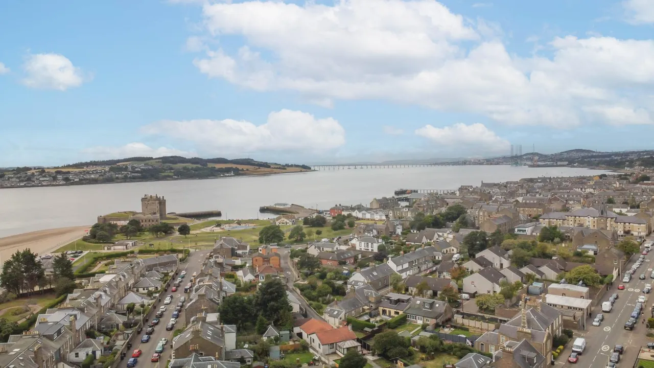 Churchill Place, Dundee, DD5, photo 14