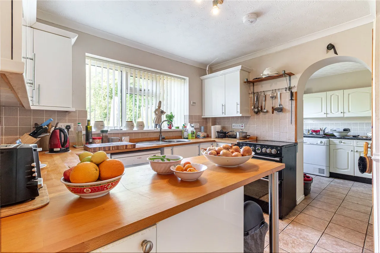 Longfellow Close, Walkwood, Redditch, Worcestershire, B97 5HW, photo 10