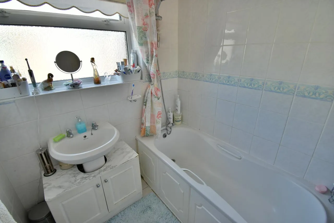 Teasel Way, BH22, photo 13