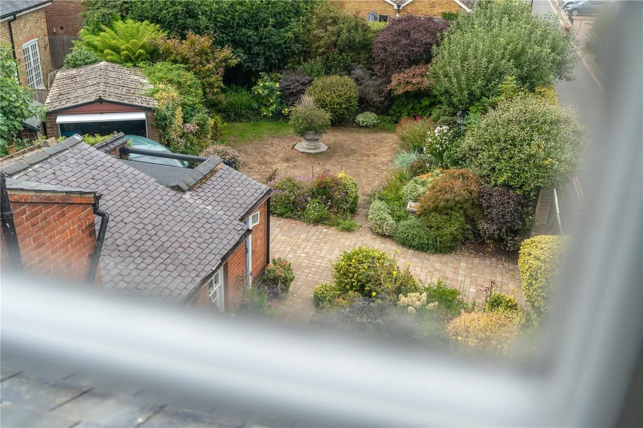 Park Road, Teddington, TW11, photo 25