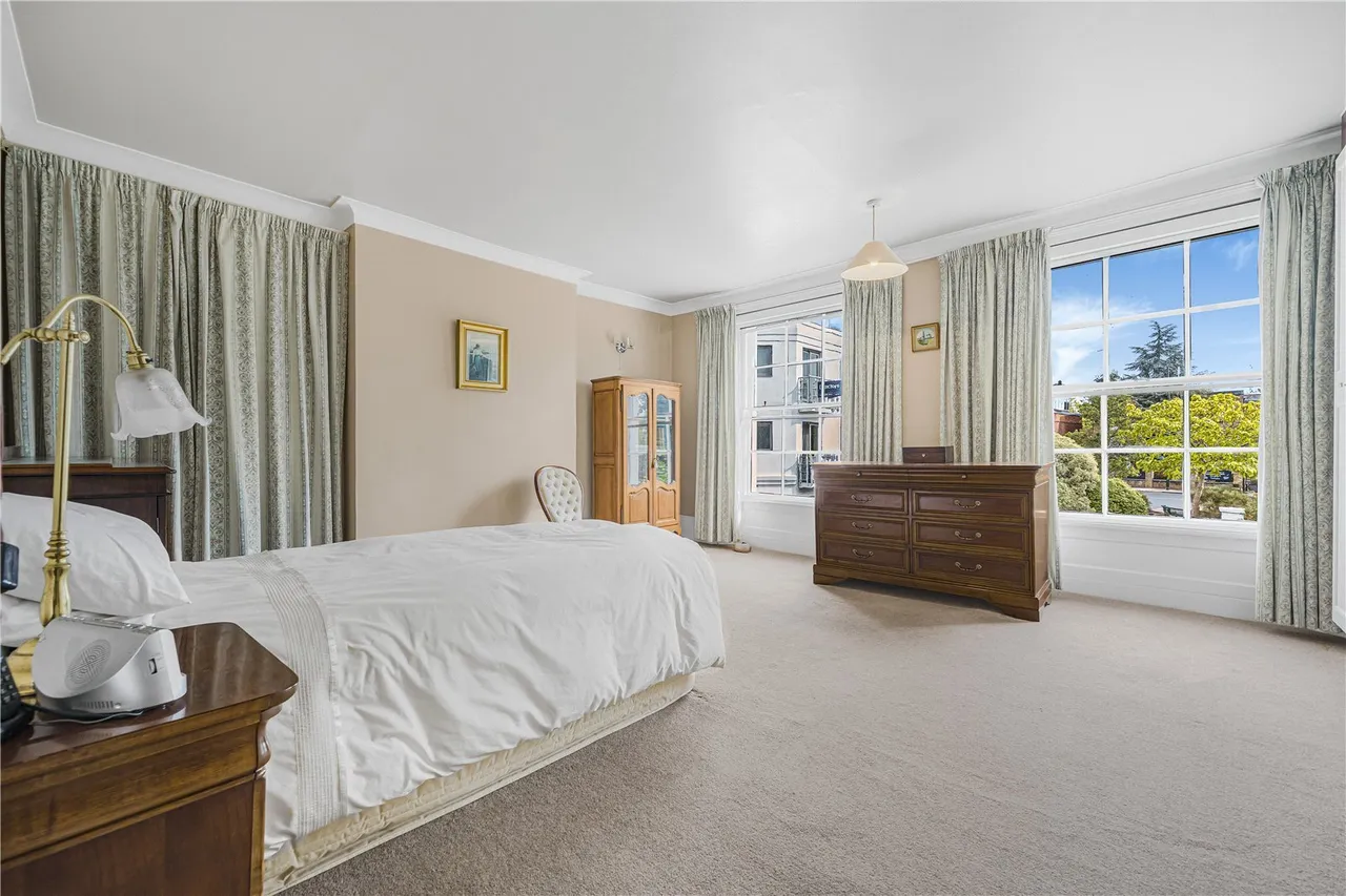 Park Road, Teddington, TW11, photo 15