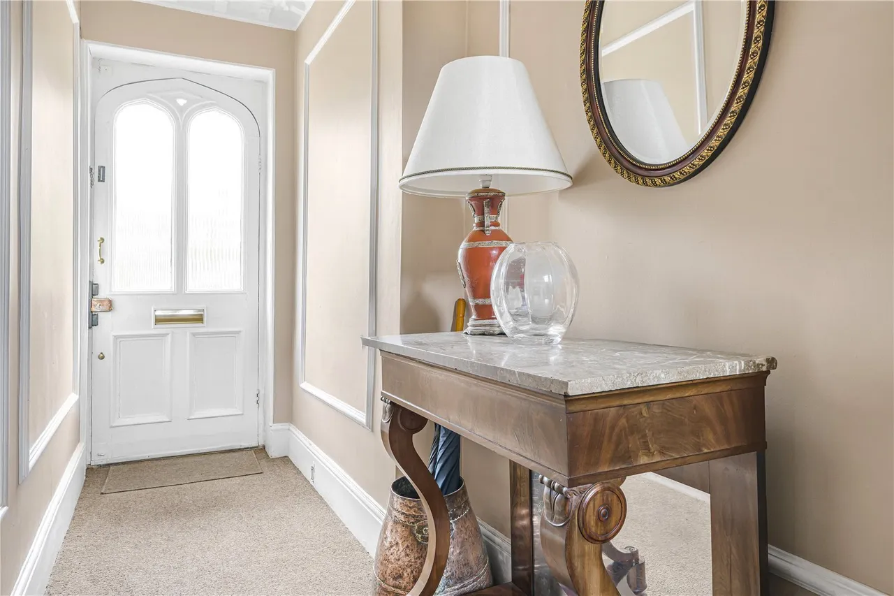 Park Road, Teddington, TW11, photo 6