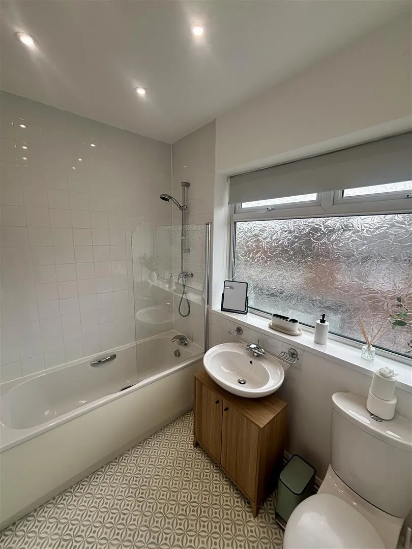 Manchester Road, Wilmslow, SK9, photo 4