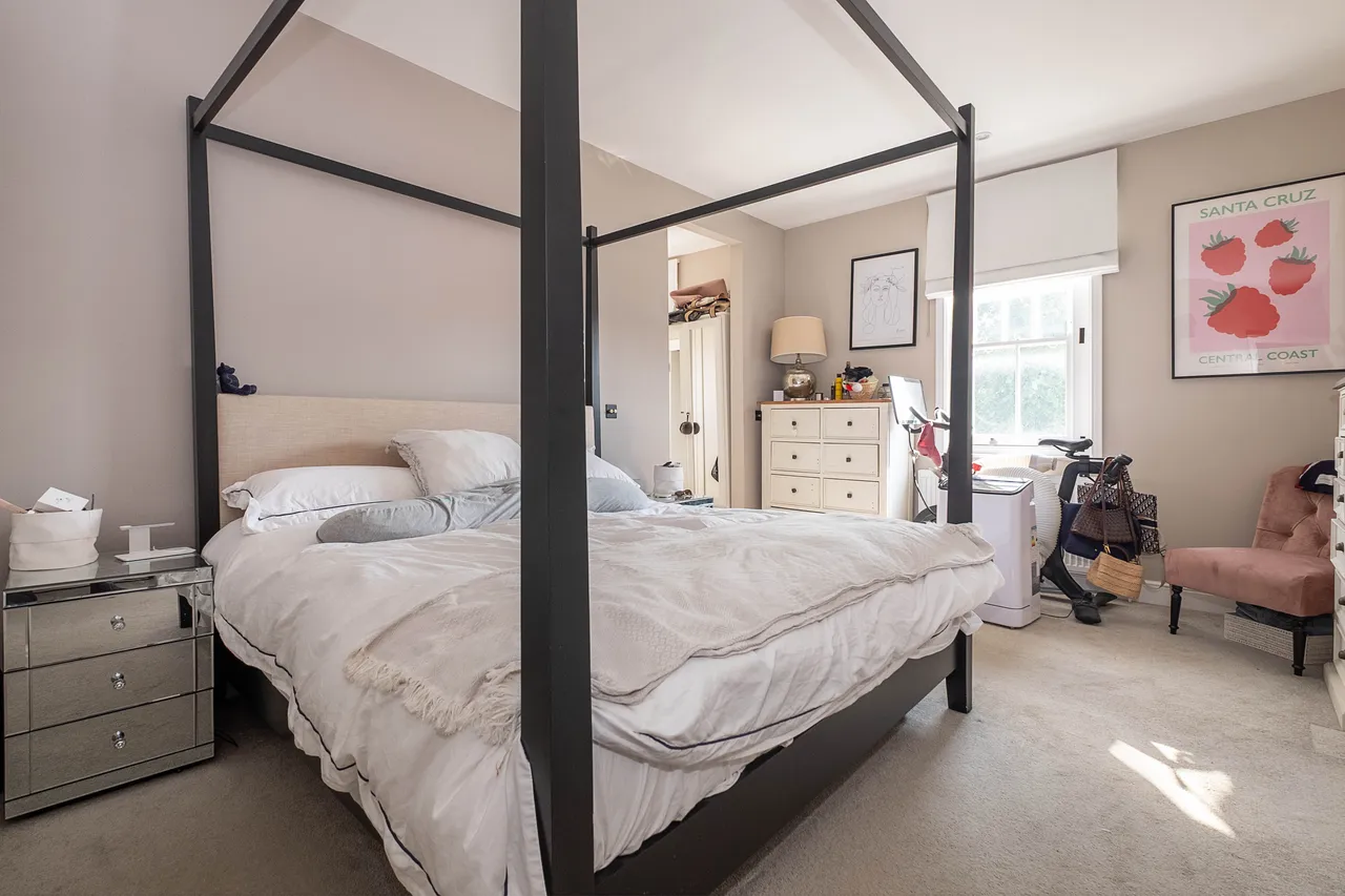 Oakwood Road, London, SW20, photo 9