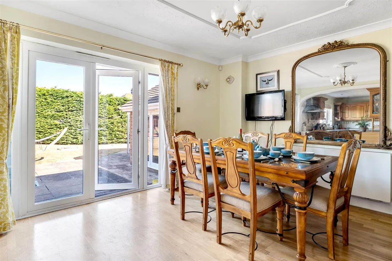 Buxton Road, Weymouth, DT4 9PL, photo 8