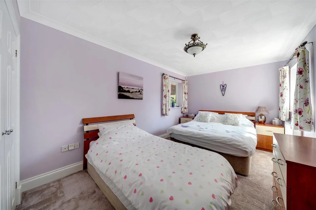 Buxton Road, Weymouth, DT4 9PL, photo 14