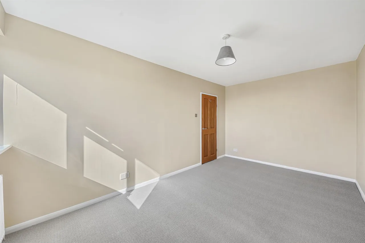 Arabia Close, North Chingford, E4, photo 17
