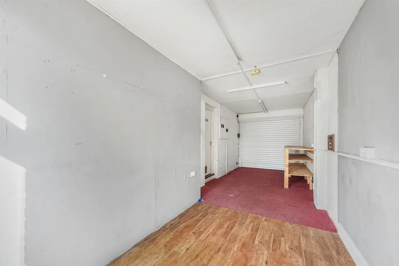 Arabia Close, North Chingford, E4, photo 28