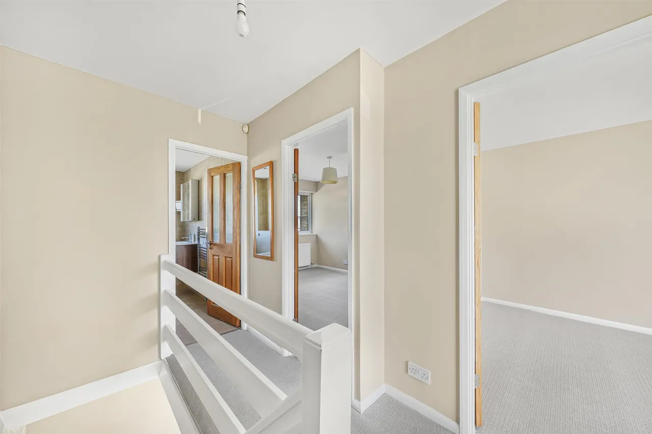 Arabia Close, North Chingford, E4, photo 11