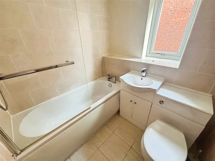 St. Andrews Drive, Perton, Staffordshire, WV6, photo 11
