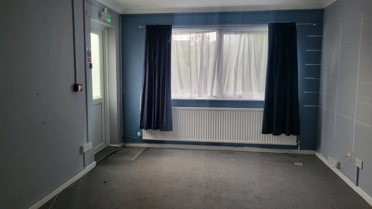 Middle Path, Crewkerne, TA18, photo 6