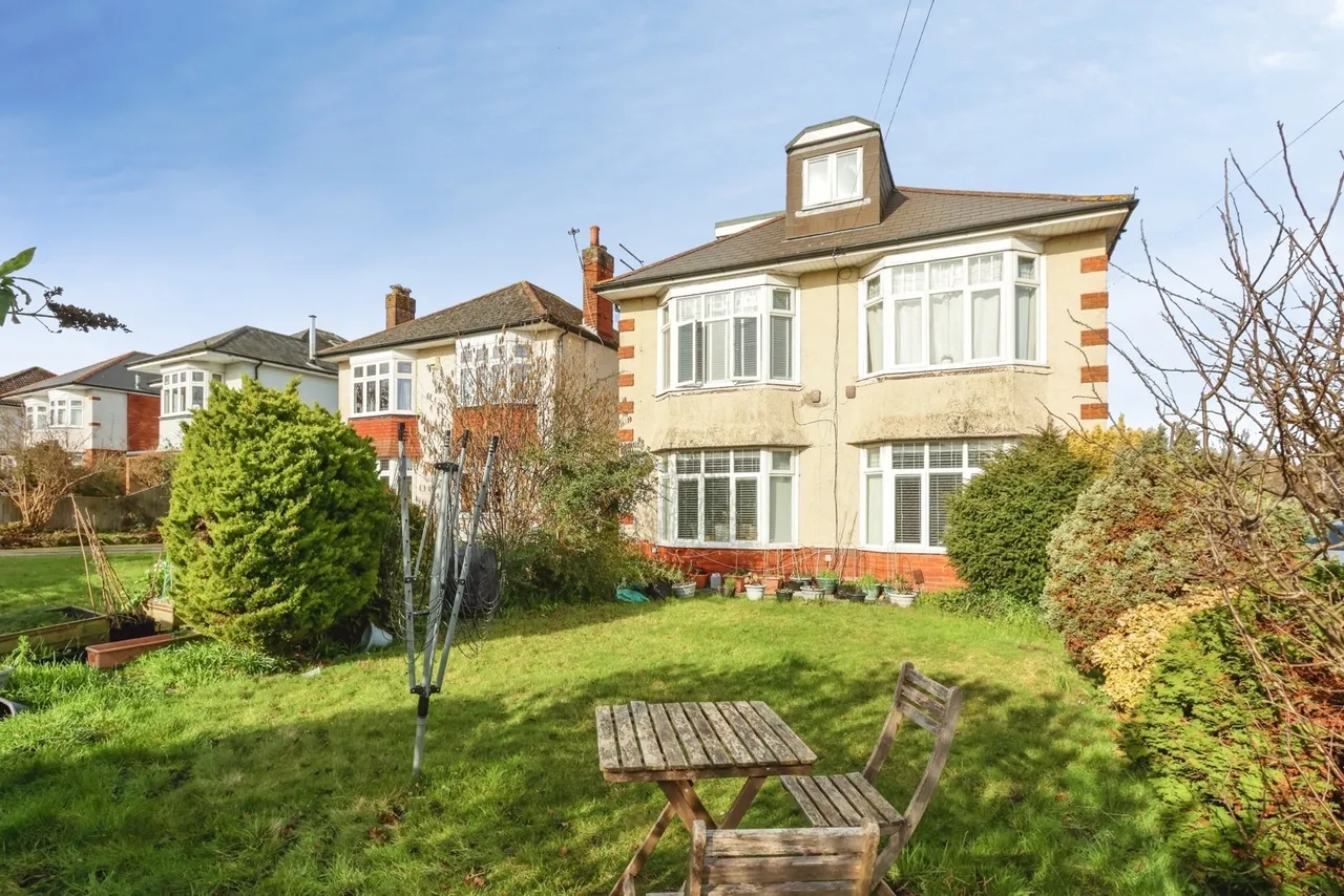 2 bed flat for sale, Swanmore Road, Bournemouth, BH7