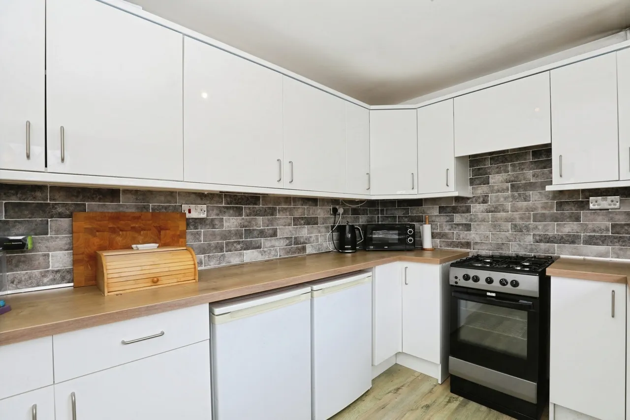 Bowness Road, Wistaston, CW2, photo 5
