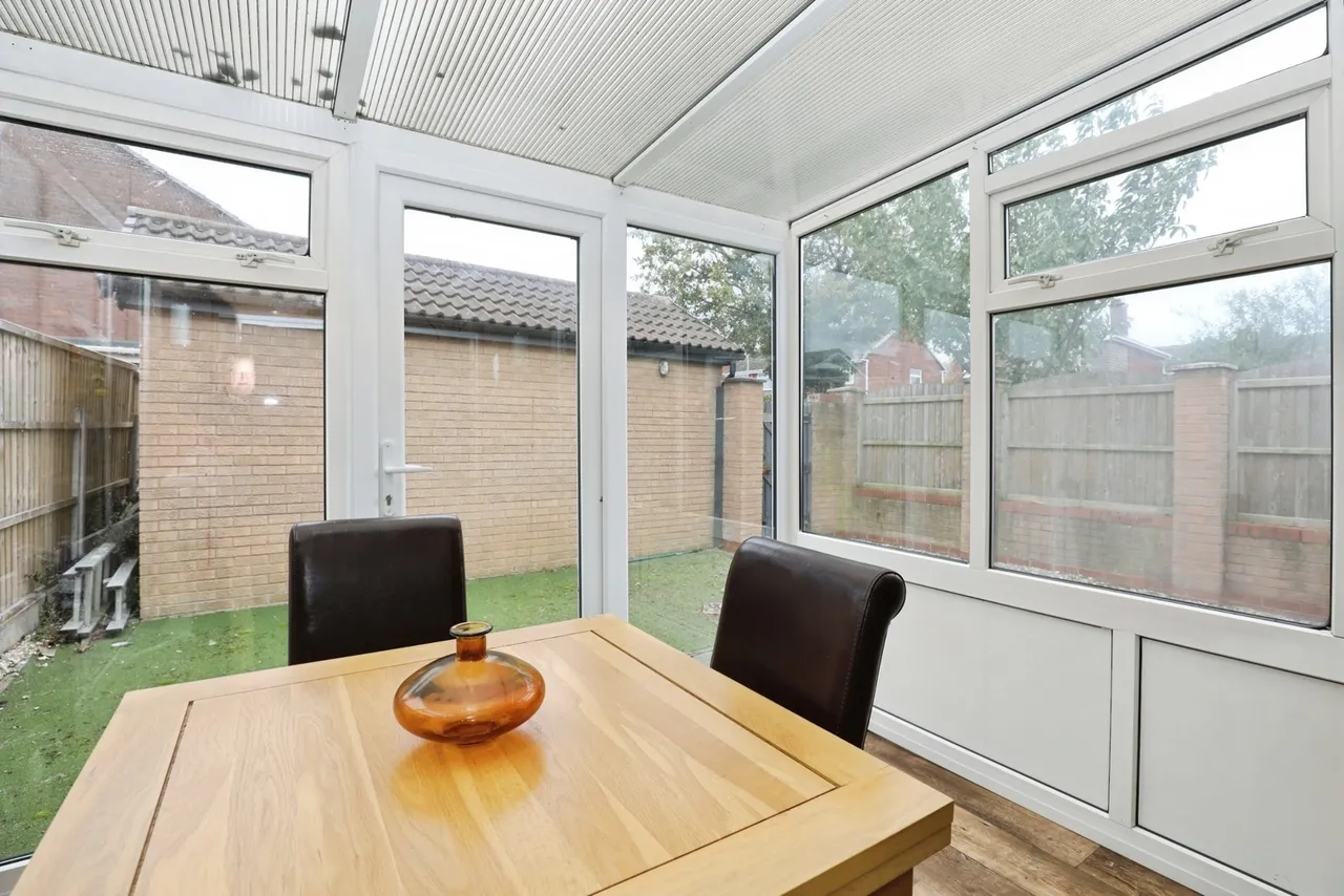 Bowness Road, Wistaston, CW2, photo 12