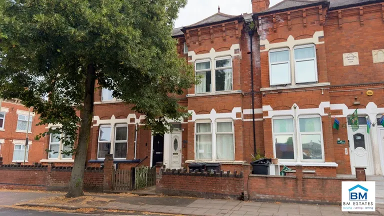 6 bed house for sale — St. Peters Road, Leicester, LE2 1DH