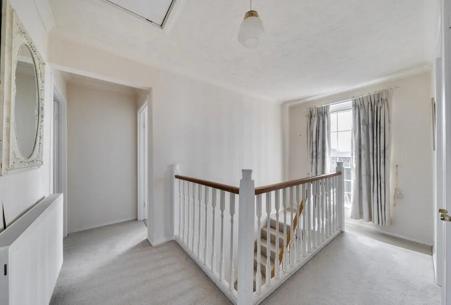 Oldfield Crescent, Cheltenham, GL51, photo 13