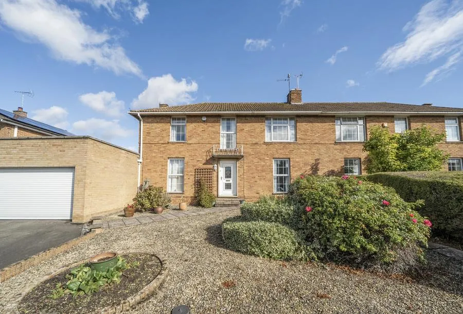 Oldfield Crescent, Cheltenham, GL51, photo 16