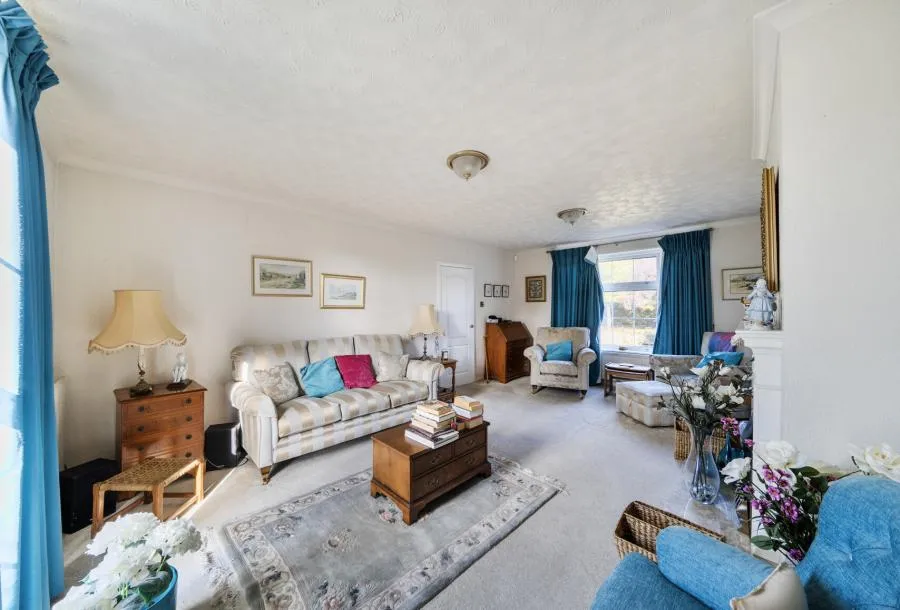 Oldfield Crescent, Cheltenham, GL51, photo 20
