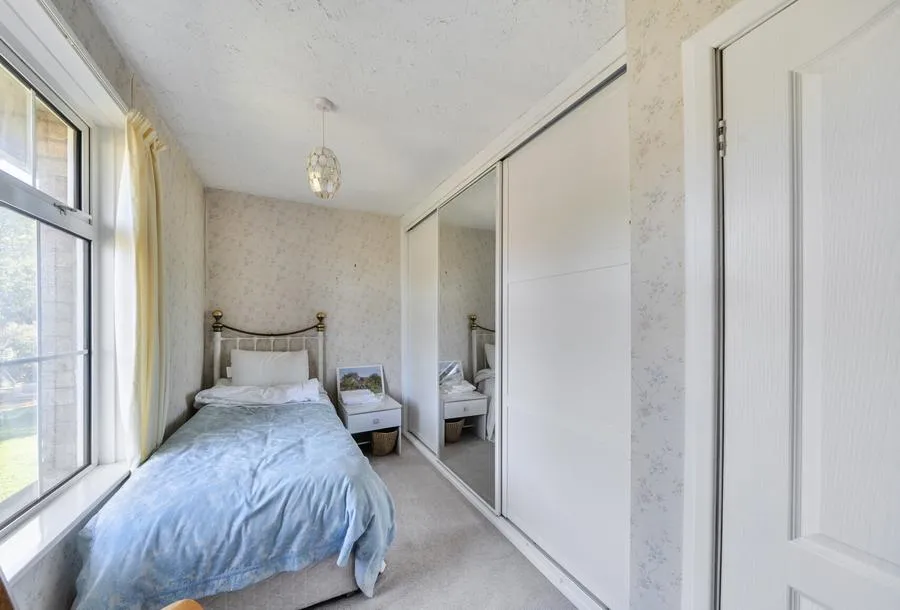 Oldfield Crescent, Cheltenham, GL51, photo 14