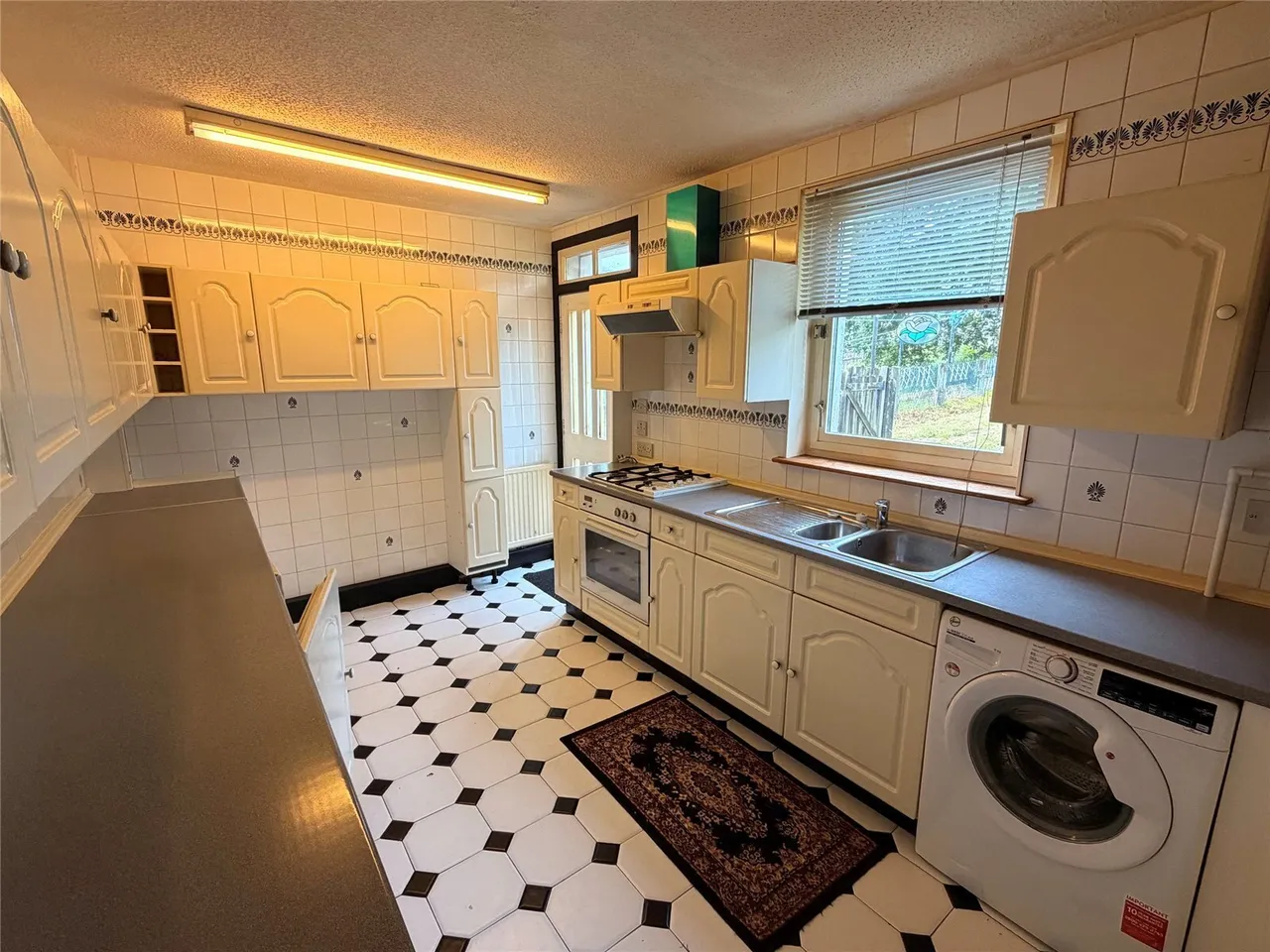 Chester Road, Greenock, Inverclyde, PA16, photo 6