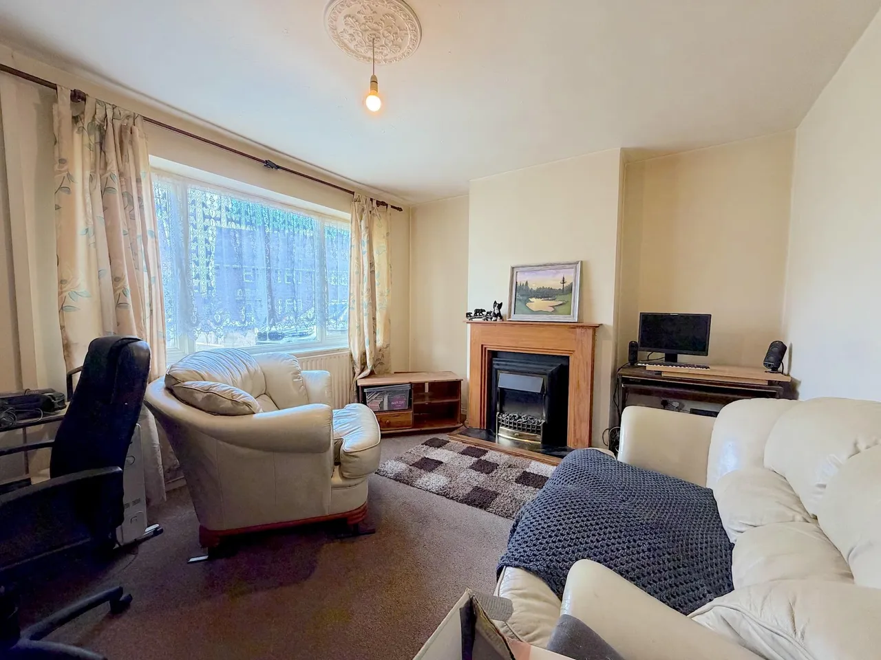 Parry Road, Ashmore Park, Wolverhampton, WV11, photo 2