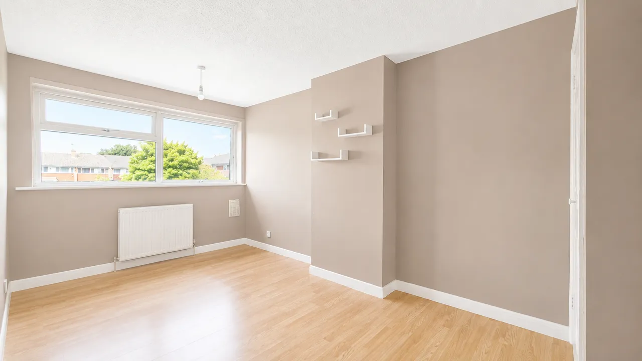 Channel Close, Hounslow, TW5, photo 7