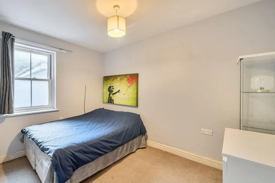 Station Road, Addlestone, KT15, photo 10