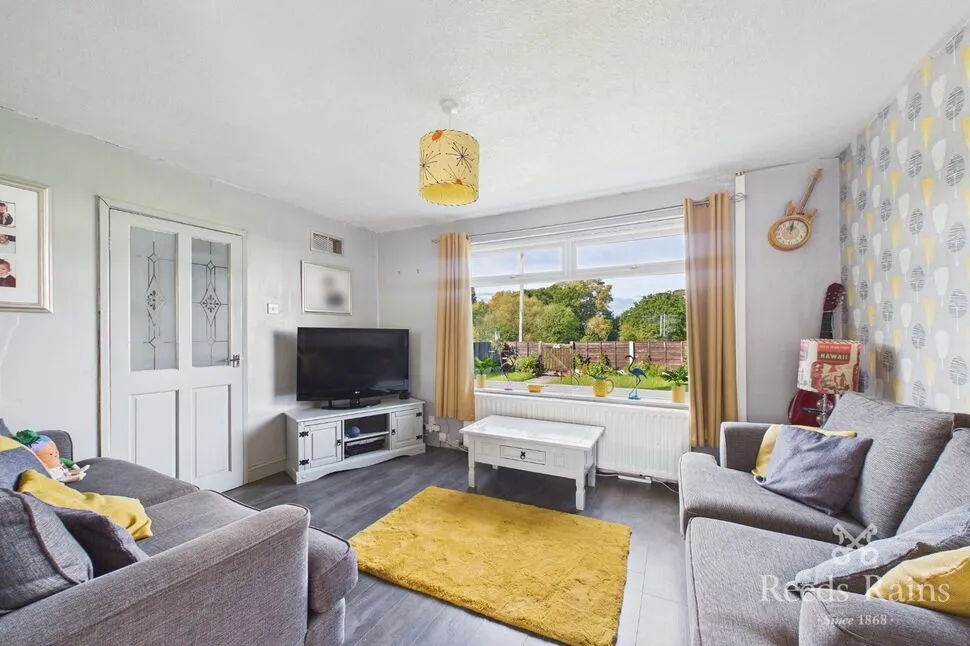 Wollaton Walk, Denton, M34, photo 3