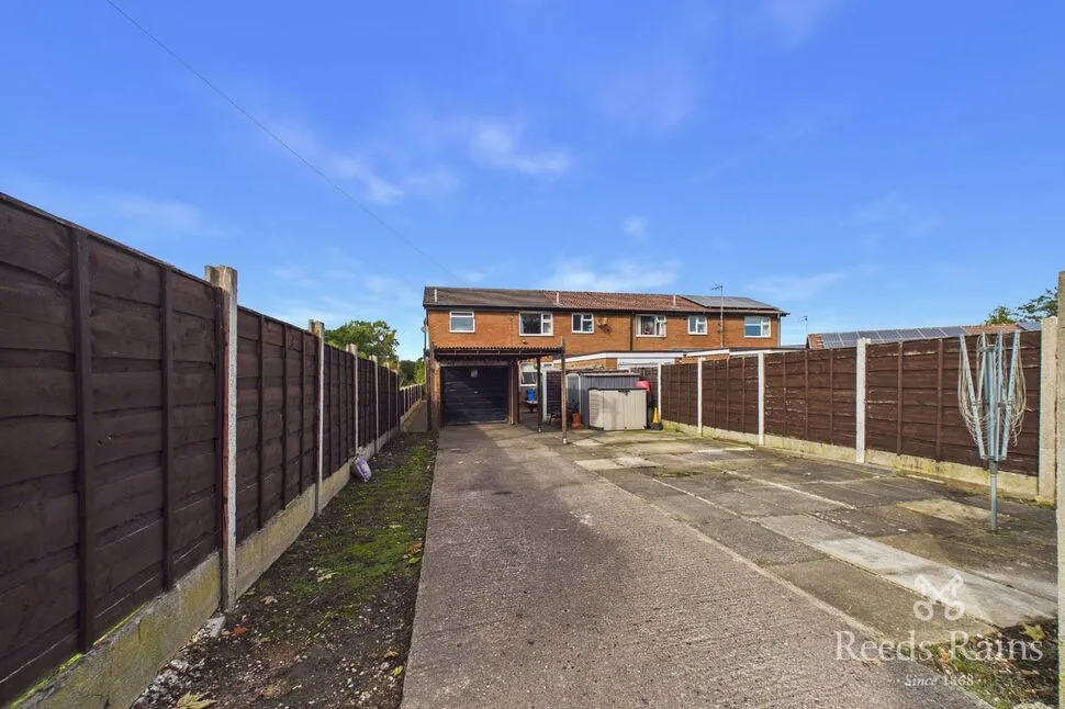 Wollaton Walk, Denton, M34, photo 22