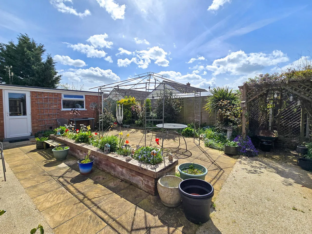 Tuttles Lane West, Wymondham, NR18, photo 14