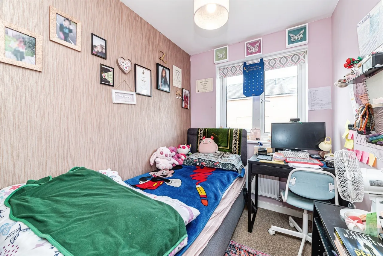 Trinity Way, Basingstoke, RG24, photo 13