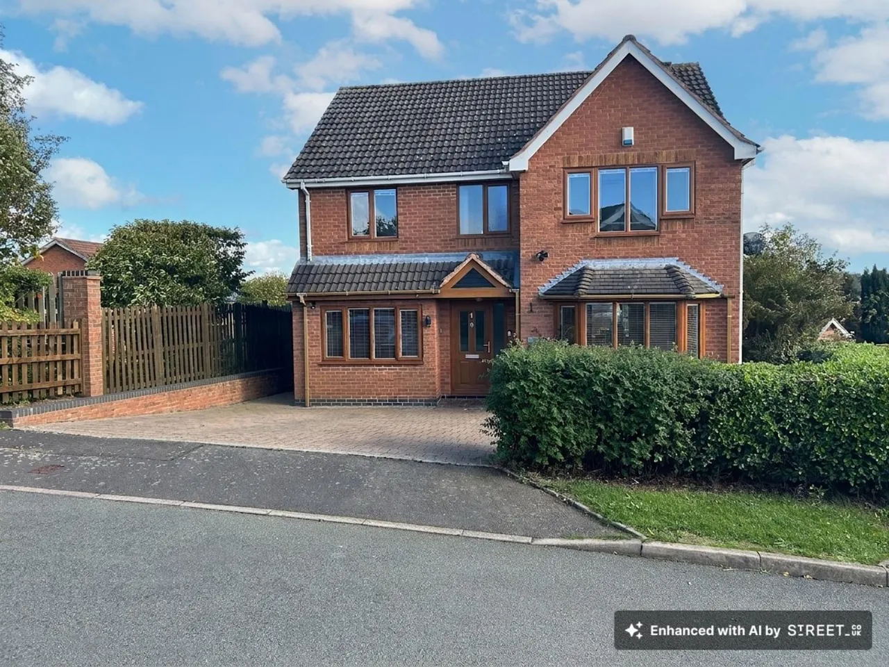 5 bed house for sale, Newby Close, Burton-On-Trent, DE15