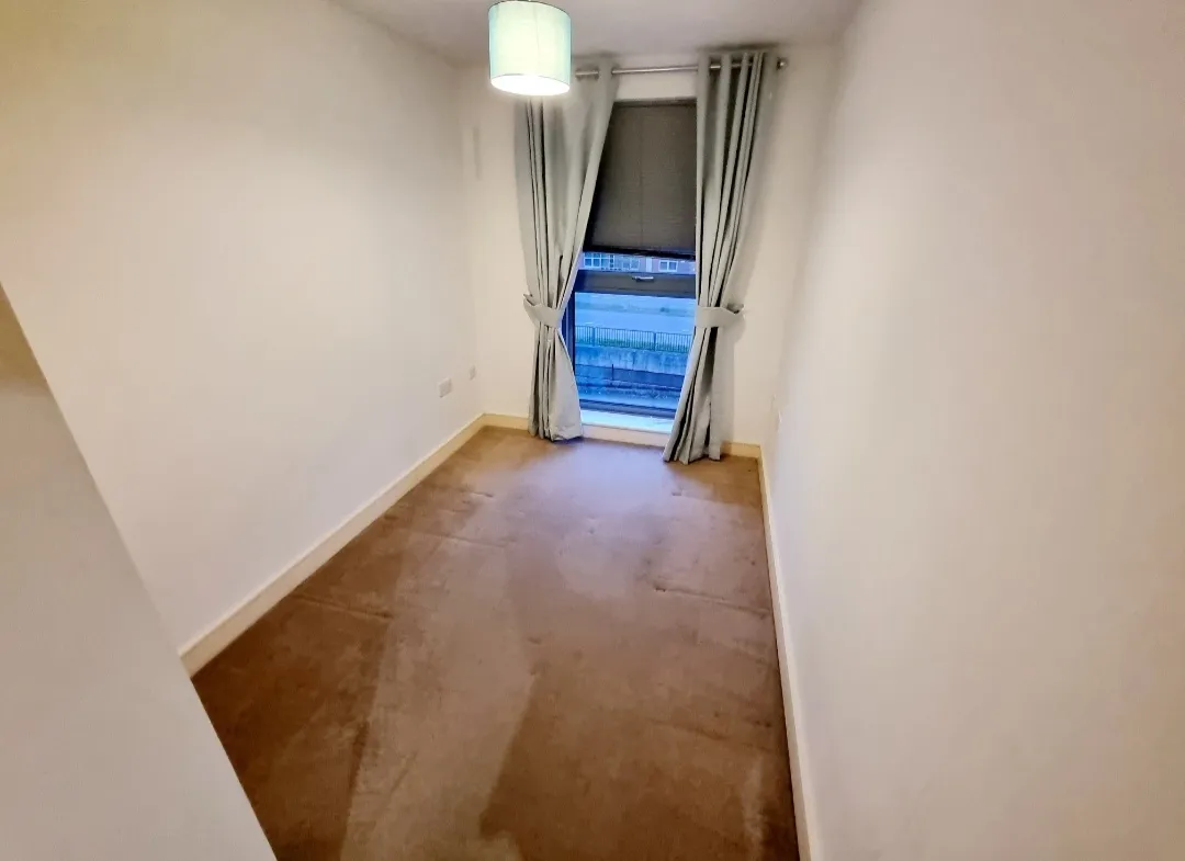Monument Court, SG1, photo 6