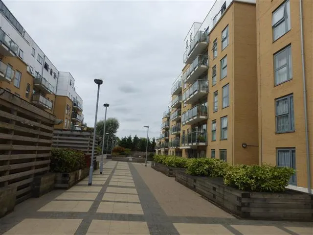 Monument Court, SG1, photo 7