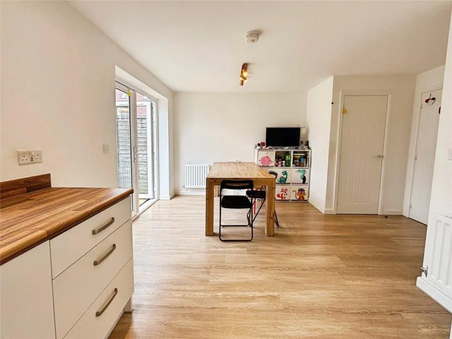 Taunton Road, Bicester, OX26, photo 5