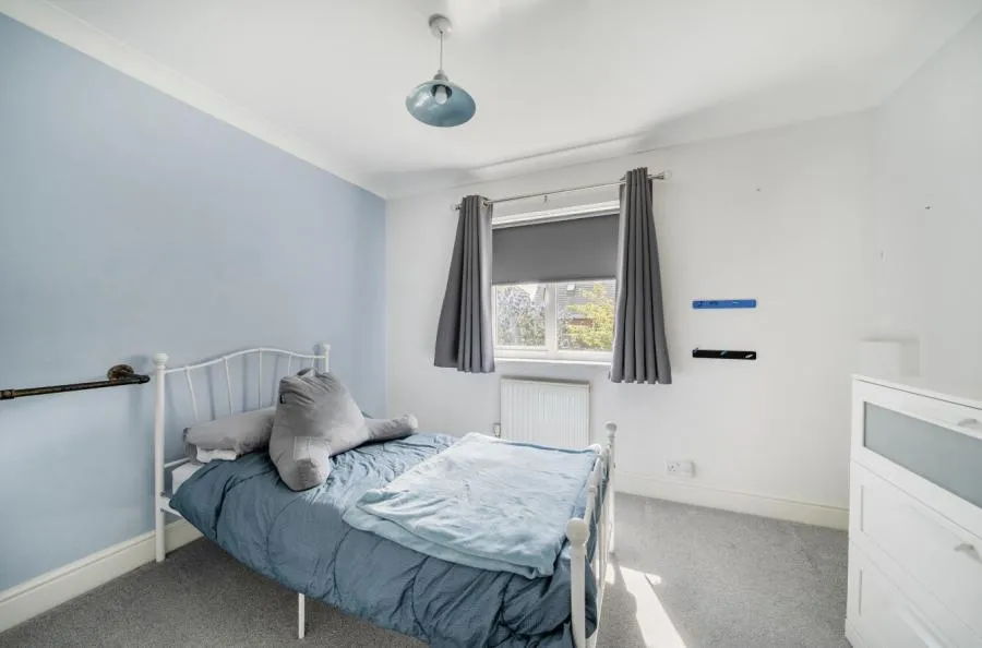 Nightingale Walk, Windsor, SL4, photo 10