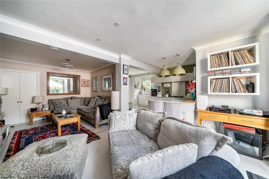 The Street, Fetcham, KT22, photo 10