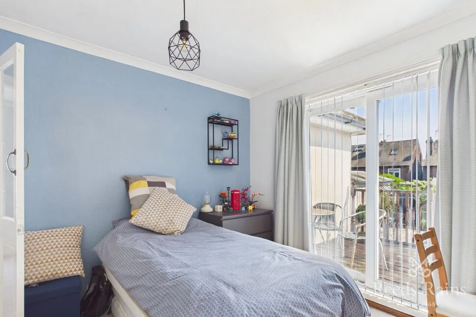 Pyenot Avenue, Cleckheaton, West Yorkshire, BD19, photo 6