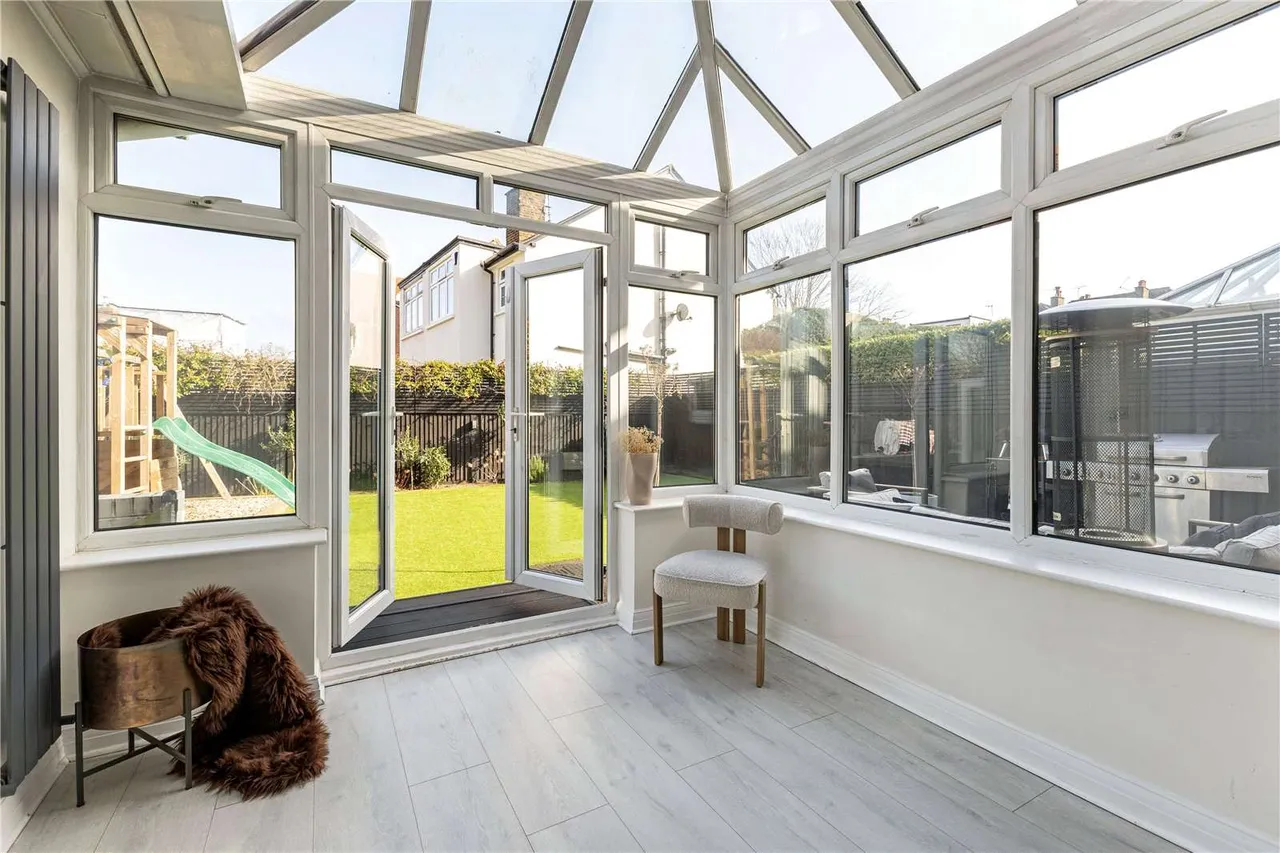 Just Off The Portsmouth Road, Cobham, KT11, photo 6