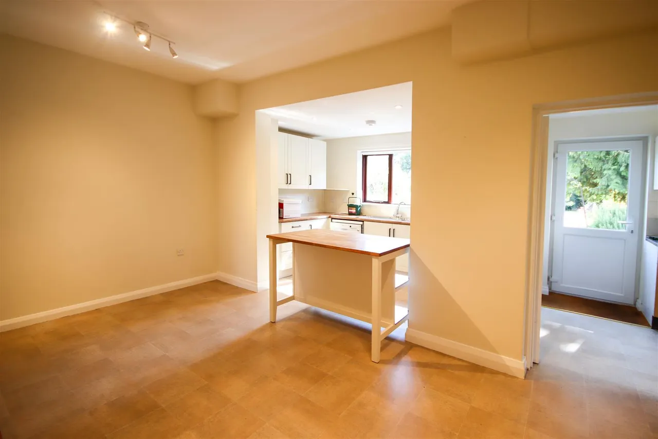 Lynn Road, Ely, CB6, photo 7