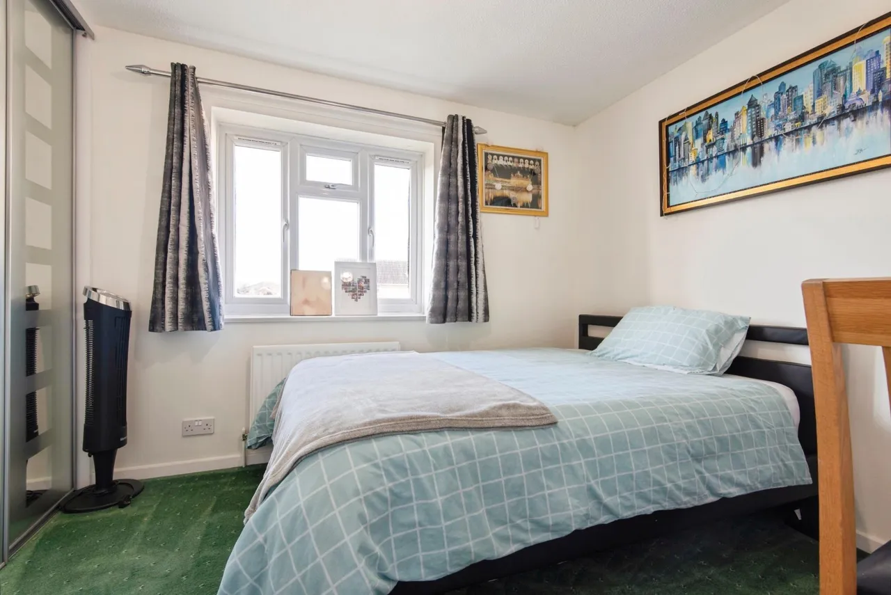 Buttercup Close, Bedford, MK42, photo 16
