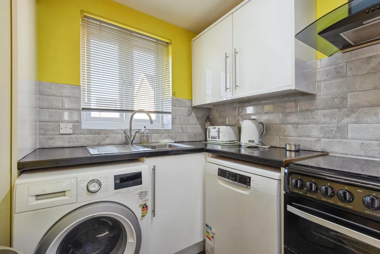 Buttercup Close, Bedford, MK42, photo 9