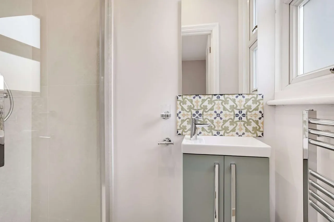 Thornton Avenue, London, W4 1QQ, photo 10