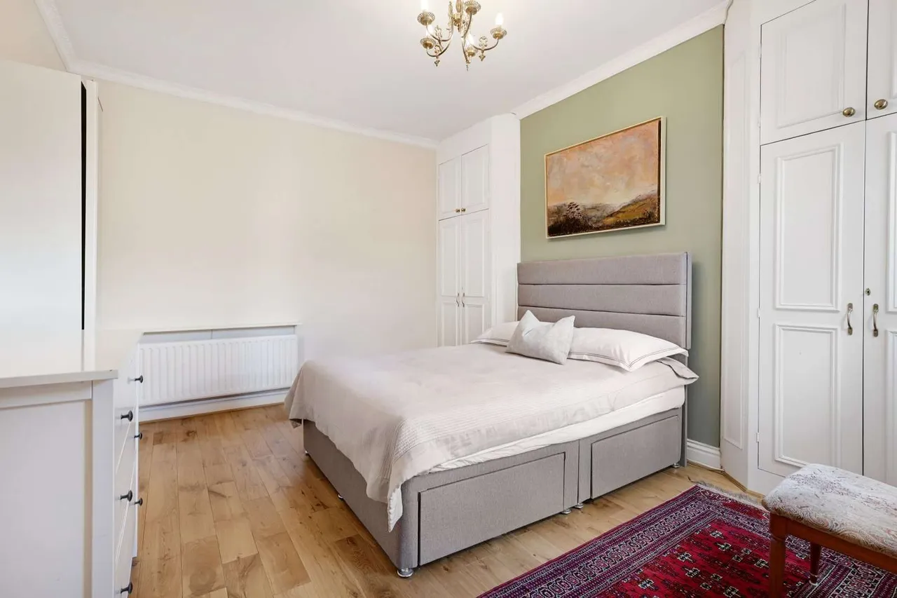 Thornton Avenue, London, W4 1QQ, photo 11