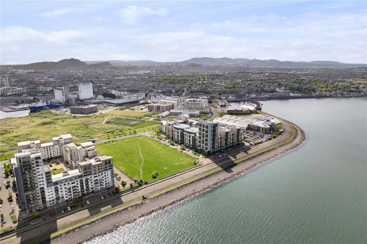 Western Harbour Way, Newhaven, photo 41