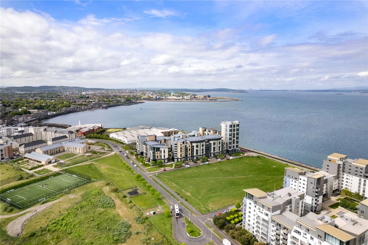 Western Harbour Way, Newhaven, photo 43
