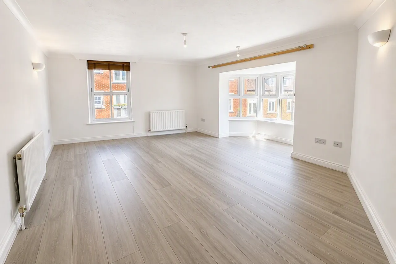 Riverside Place, Fordingbridge, SP6, photo 5