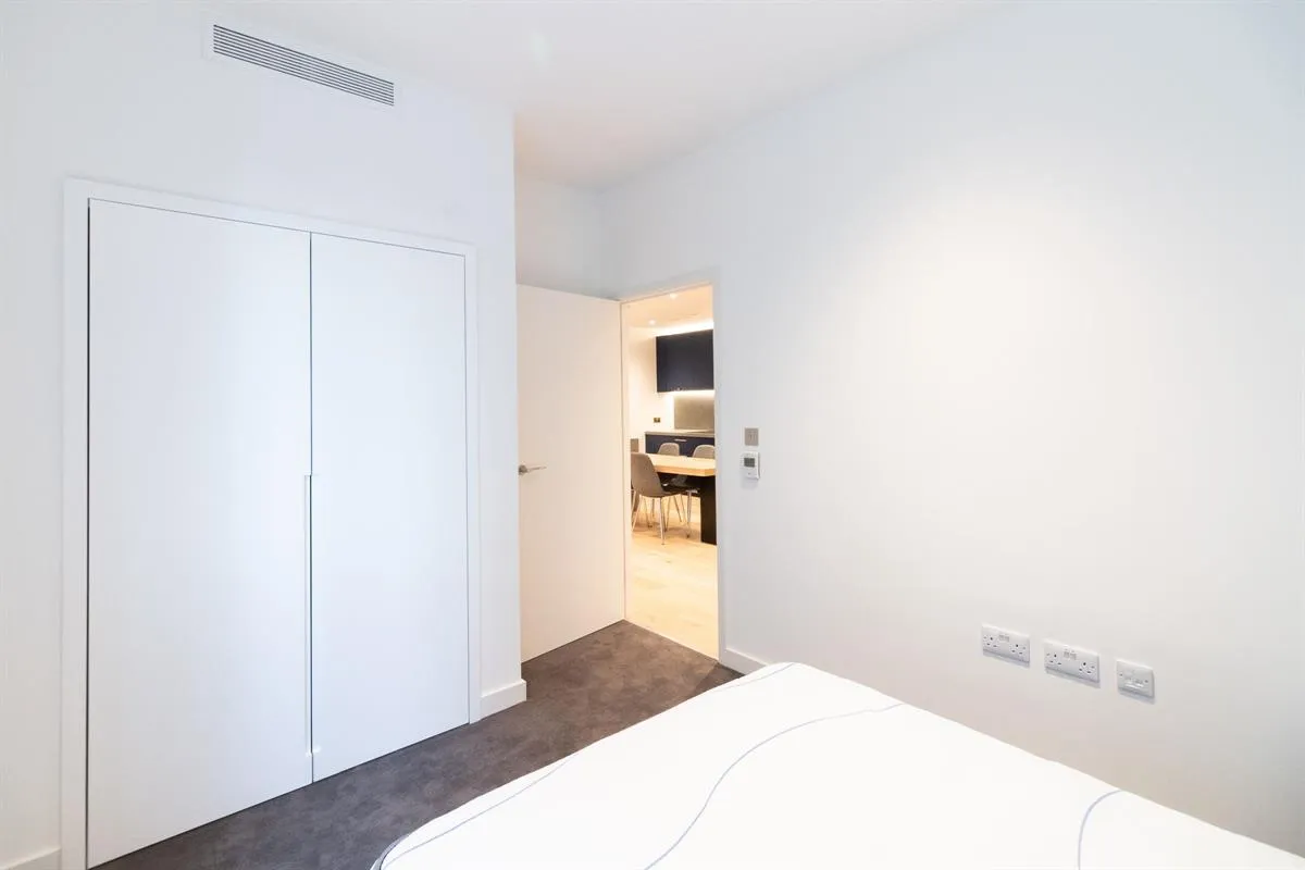 Flat , Rendel House, Goodluck Hope Walk, London, photo 7