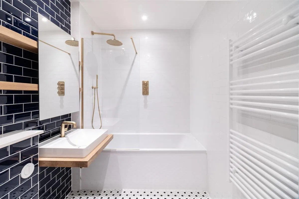 Flat , Rendel House, Goodluck Hope Walk, London, photo 8