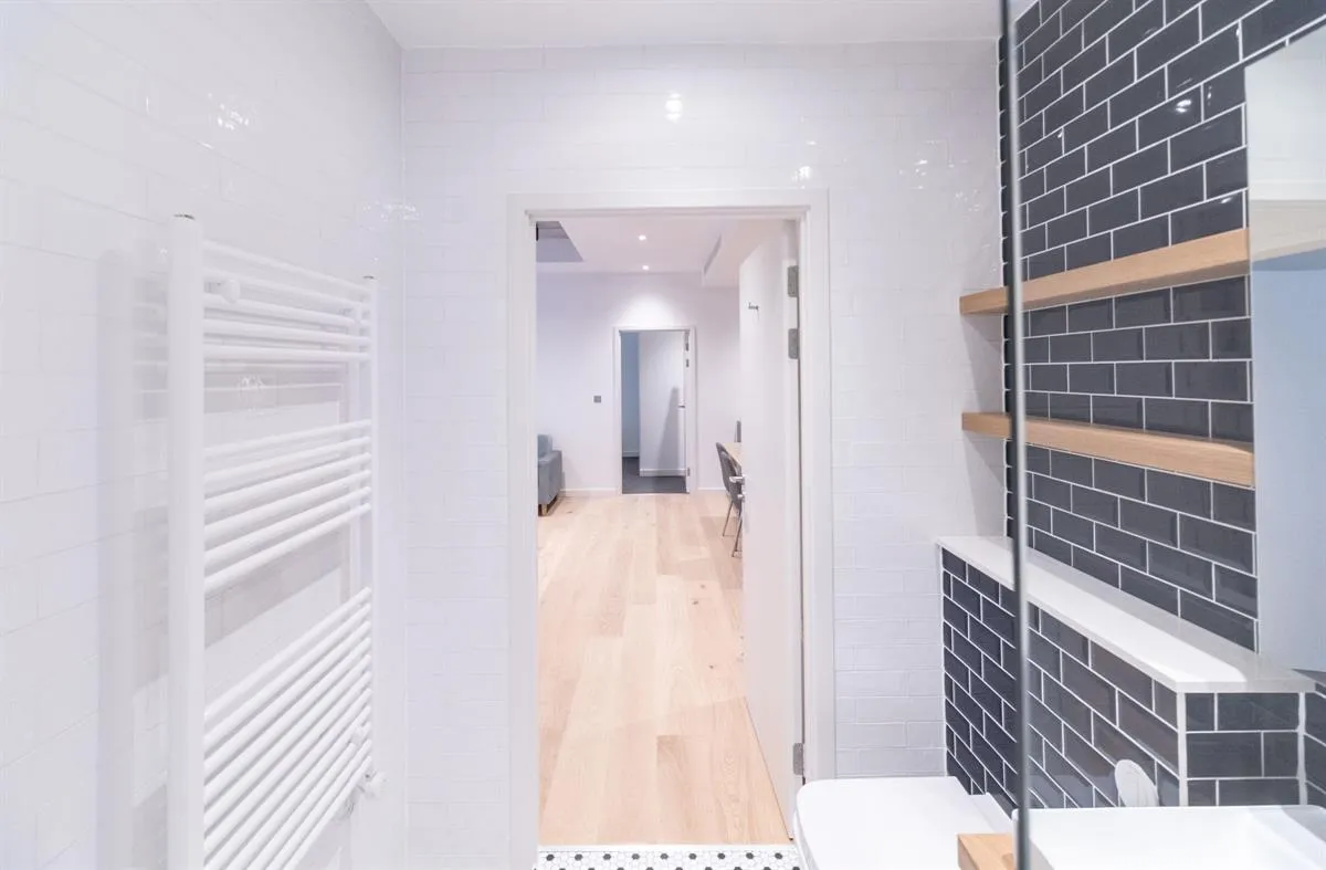 Flat , Rendel House, Goodluck Hope Walk, London, photo 10